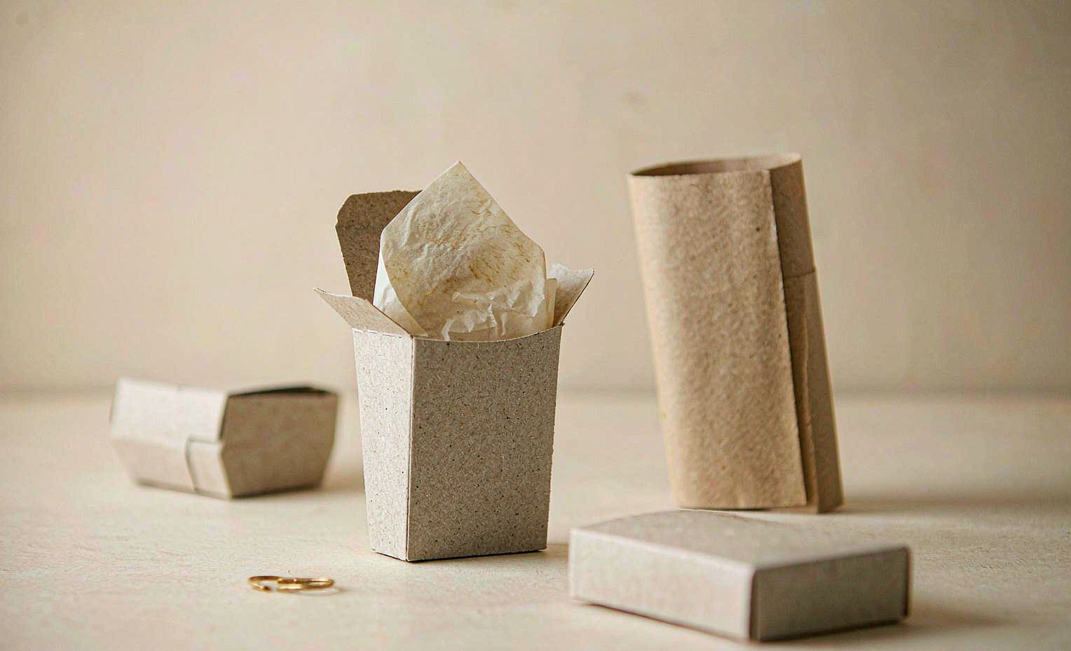 Neutral unprinted food packaging